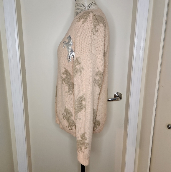 Pink sparkly unicorn sweater - Picture 2 of 7